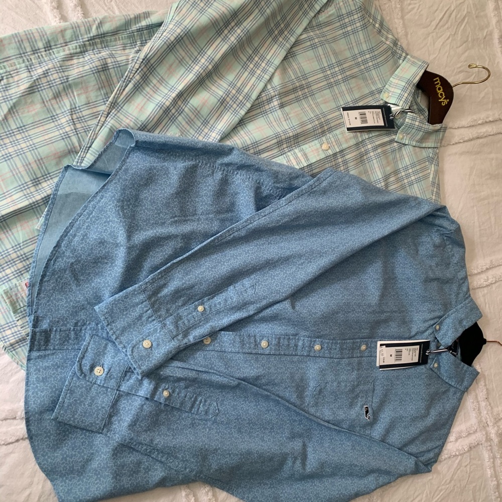 Two men’s medium vineyard vines long sleeve